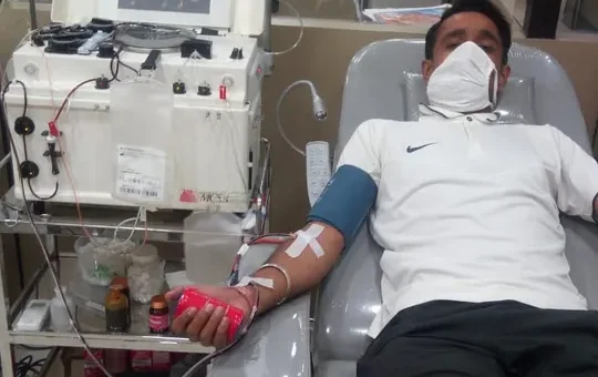 Commendable work done by Vadodara police jawan in fight against Corona