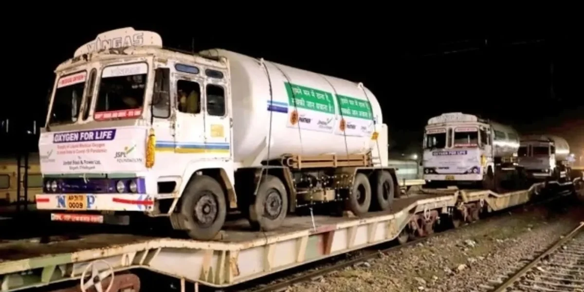 Oxygen Express to deliver record 250 tonnes of liquid medical oxygen to Delhi, Telangana and Uttar Pradesh today