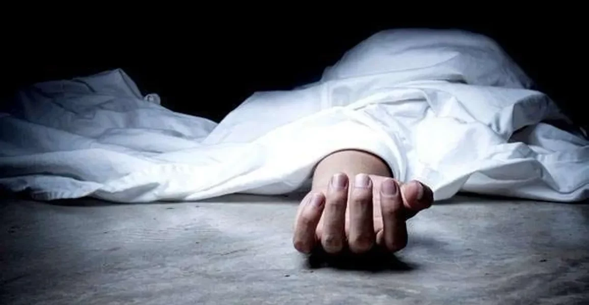 Man died in a accident happened due to open sewer in Vadodara