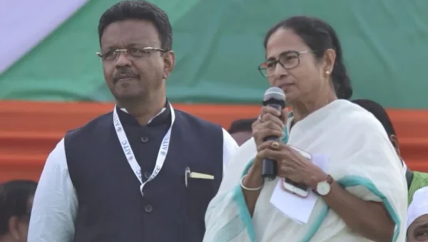 CBI arrests Bengal ministers Firhad Hakim, Subrata Mukherjee in Narada sting case