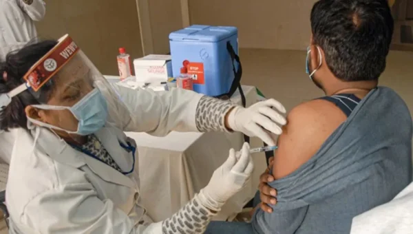 3.87 lakh citizens have been vaccinated against corona in Vadodara district till 27 May 2021