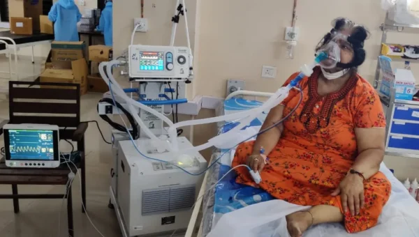 Sarla Shah thanked medical team of Samras hospital after discharged from 25 days of intensive and careful treatment