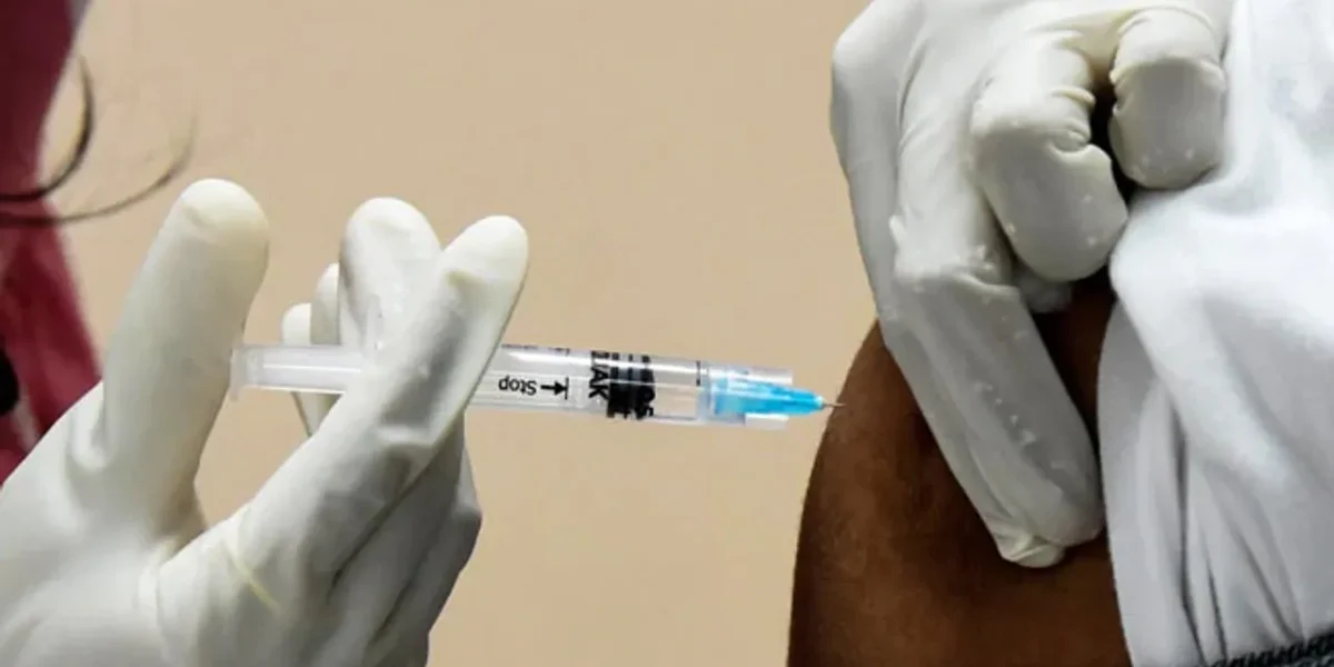 3.98 lakh people have been vaccinated against corona in Vadodara district