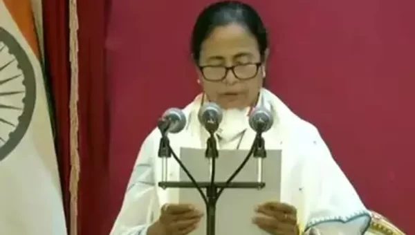 Mamata Banerjee takes oath as Bengal CM 3rd time
