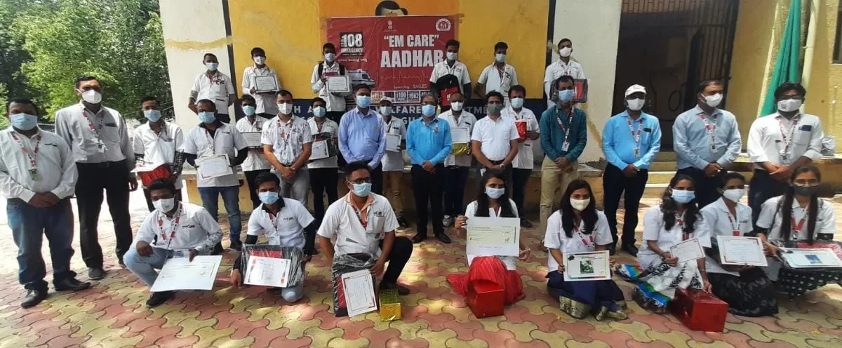 Pilot Day celebrated by Vadodara 108 Service