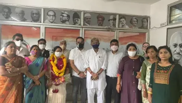 Ami Ravat appointed as leader of opposition in Vadodara Mahanagar Seva Sadan