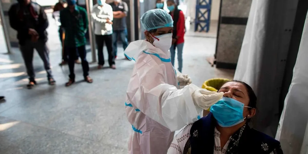 India’s active COVID caseload below 20-lakh mark, 1,27,510 new cases reported