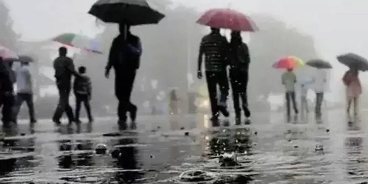 IMD warns of heavy rain in Mumbai, adjoining areas during the weekend