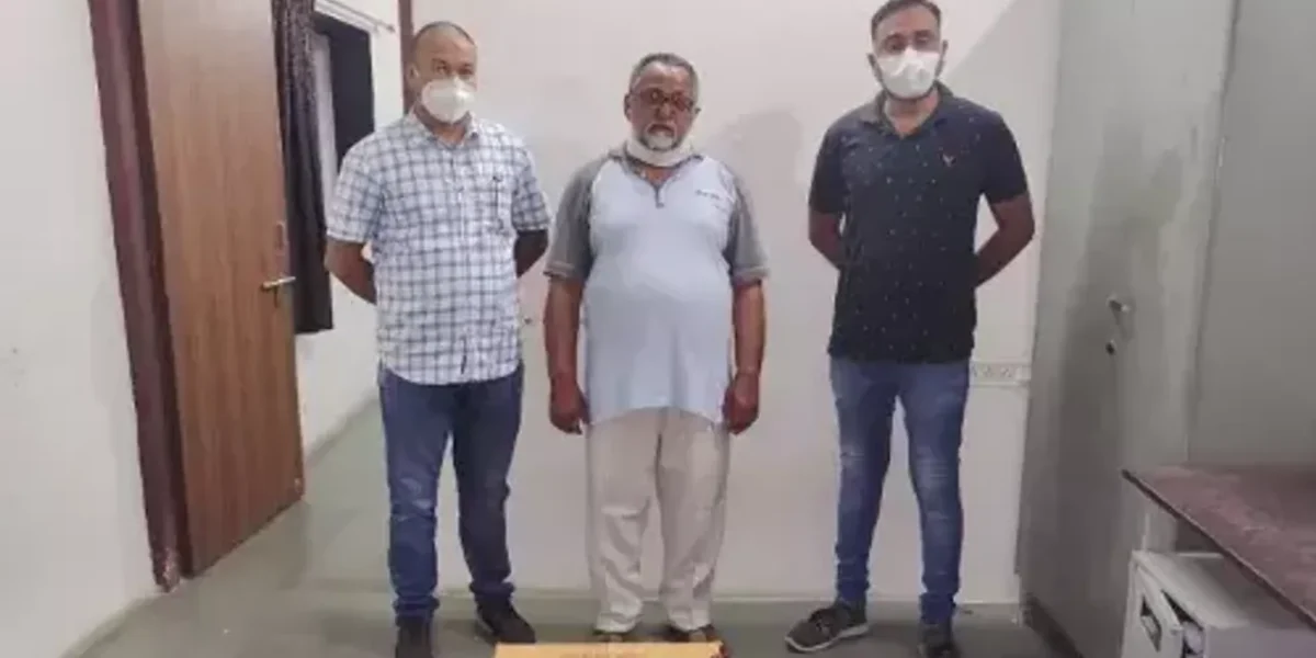 Vadodara PCB caught bogus doctor practicing for 20 years in Sankarda under Nandesari police station