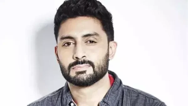 Abhishek Bachchan urges people to use social media in a responsible way