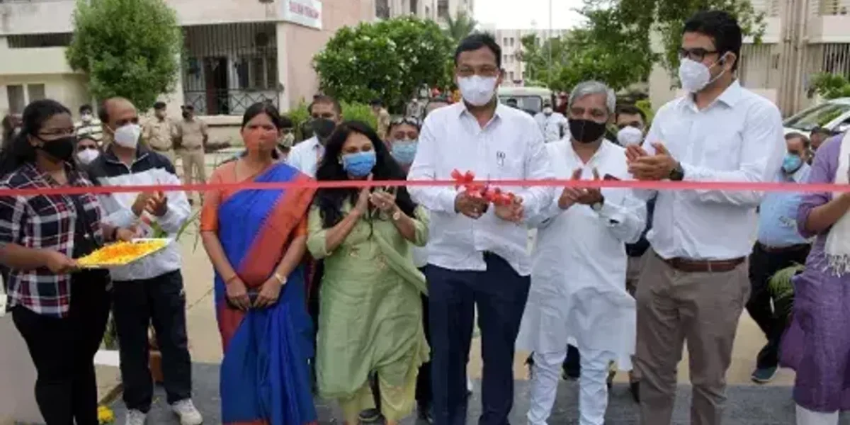Sports Minister inaugurating two sports complexes of Parul University