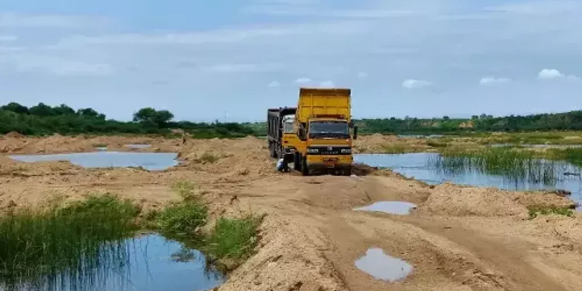 Unauthorized mining and transportation of sand caught in Bhimpura village of Dabhoi taluka