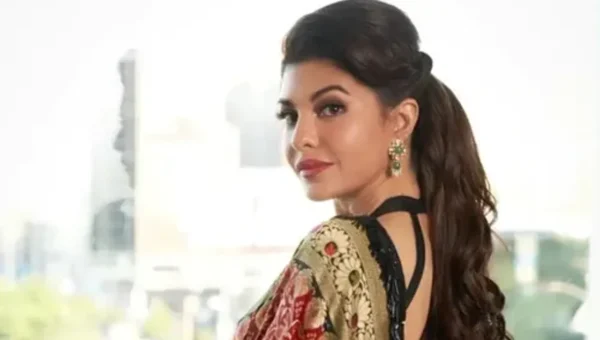 Ranveer Singh, Varun Dhawan, Tiger Shroff react to Jacqueline Fernandez’s live session with Canadian MMA artist