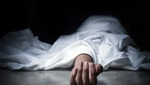 College going student in Vadodara committed suicide after reprimanded by mother for studies