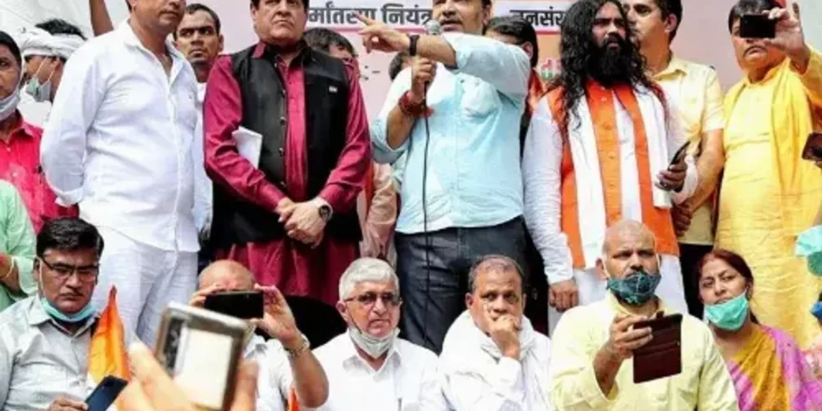 Ex-BJP spokesperson and 5 other detained over anti-Muslim slogans at Jantar Mantar