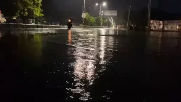 Heavy rains with thunderstorm lashed Vadodara city on eve of Krishna janmotsav