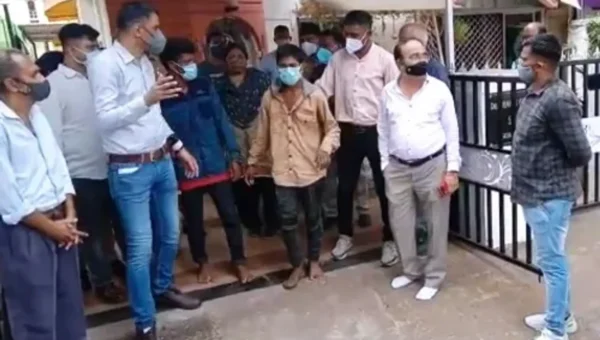 Vadodara police reconstructed the entire incident happened inside a land dealer house