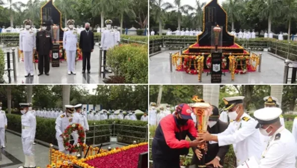INS Valsura recieves Swarnim Vijay Varsh Victory flame