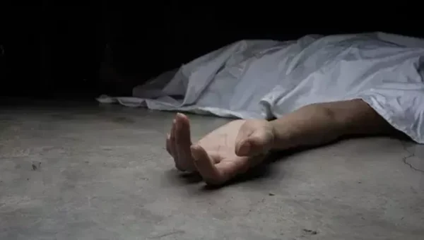Body of a middle-aged man was found near Mobha village in Padra taluka
