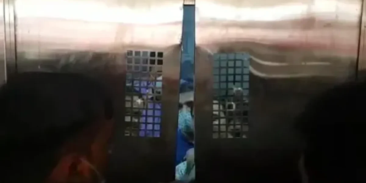 12 people stuck inside lift inside Pramukh Swami Town Hall in Padra