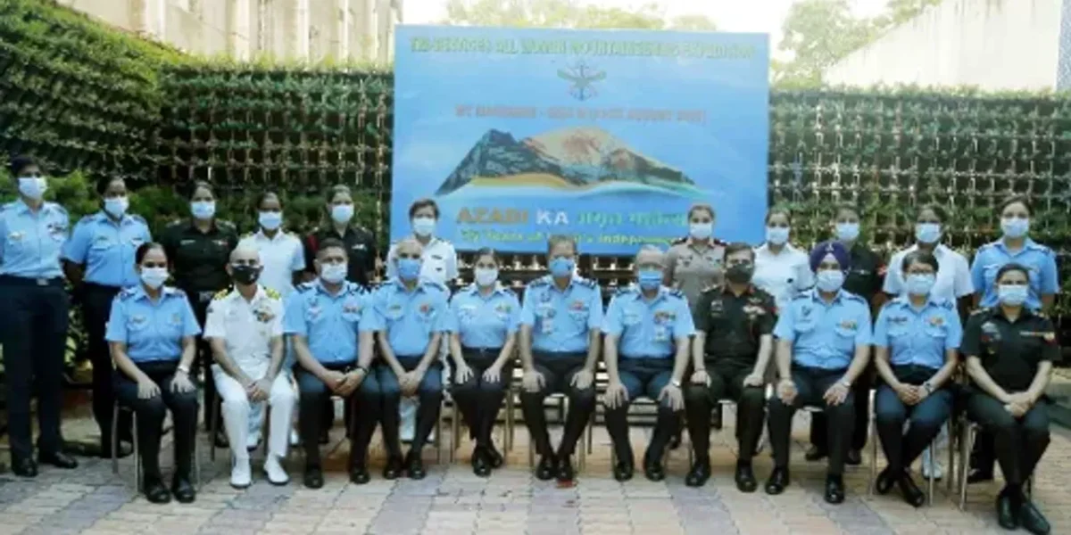 Indian Air Force organises tri services mountaineering expedition to mount Manirang