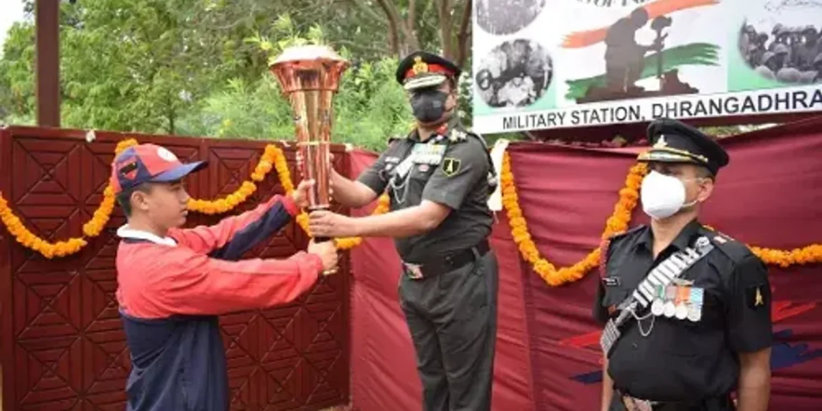Swarnim Vijay Varsh Victory Flame reaches military station Dhrangadhra