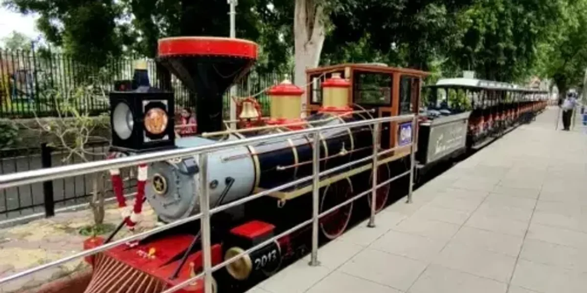 Joy train of Vadodara’s Sayajibaug chugging again