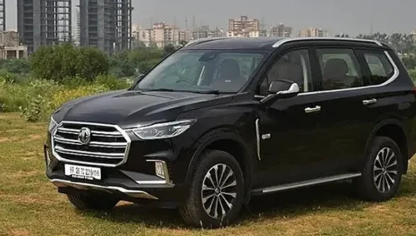MG Gloster SAVVY 7-Seater launched in India