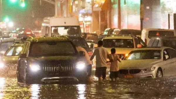 41 killed in US from flash flooding & tornadoes
