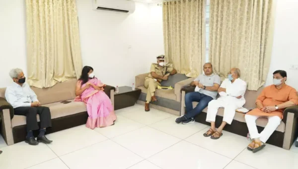 Vadodara corporation will build four large and one small lake for immersion of Ganesha idols