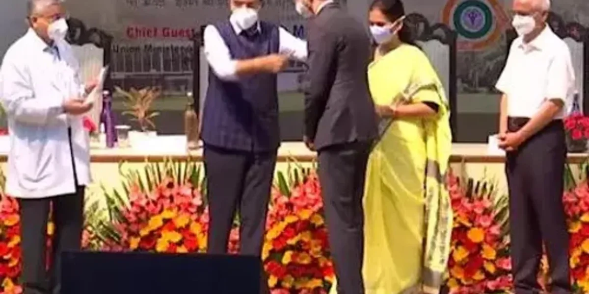Mansukh Mandaviya attends 66th Foundation Day celebrations of AIIMS