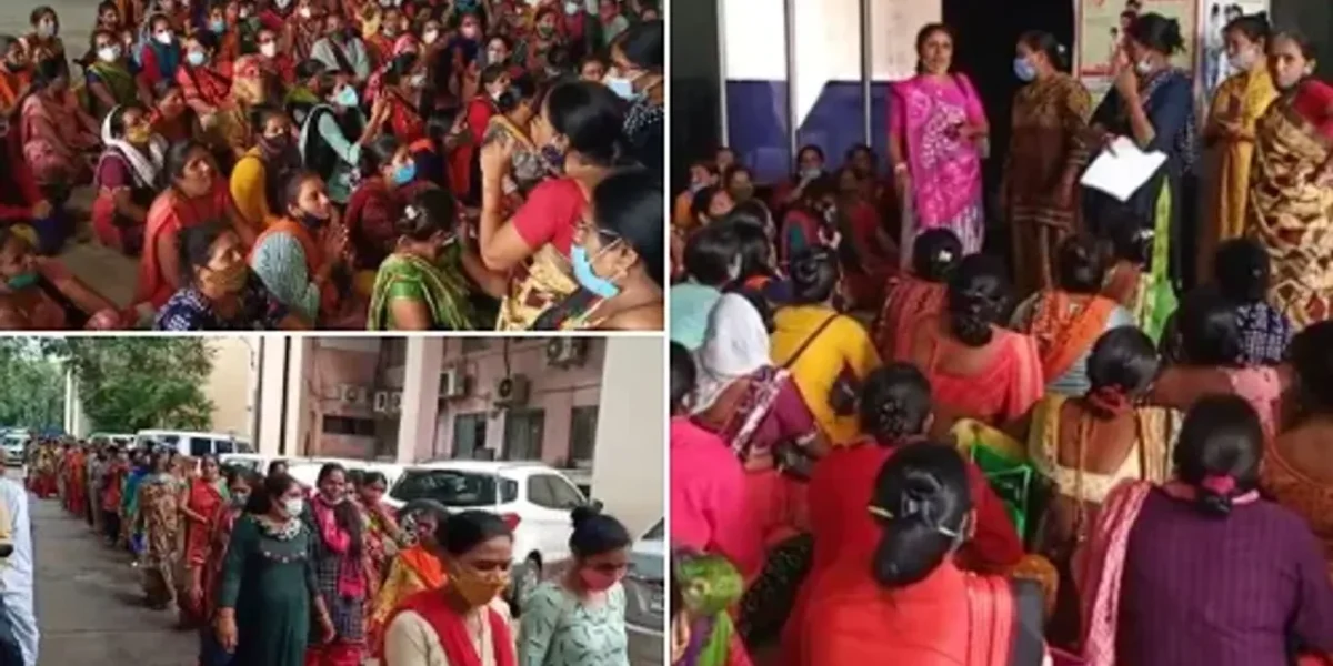 Asha workers from Vadodara district gives application to DHO regarding non payment of incentives and harrasment by officers