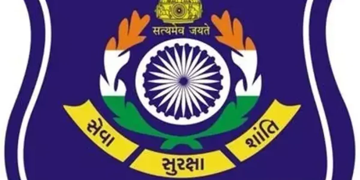 Cheating complaint against gang for setting up investment company and cheat 150 people for 33.55 lakhs