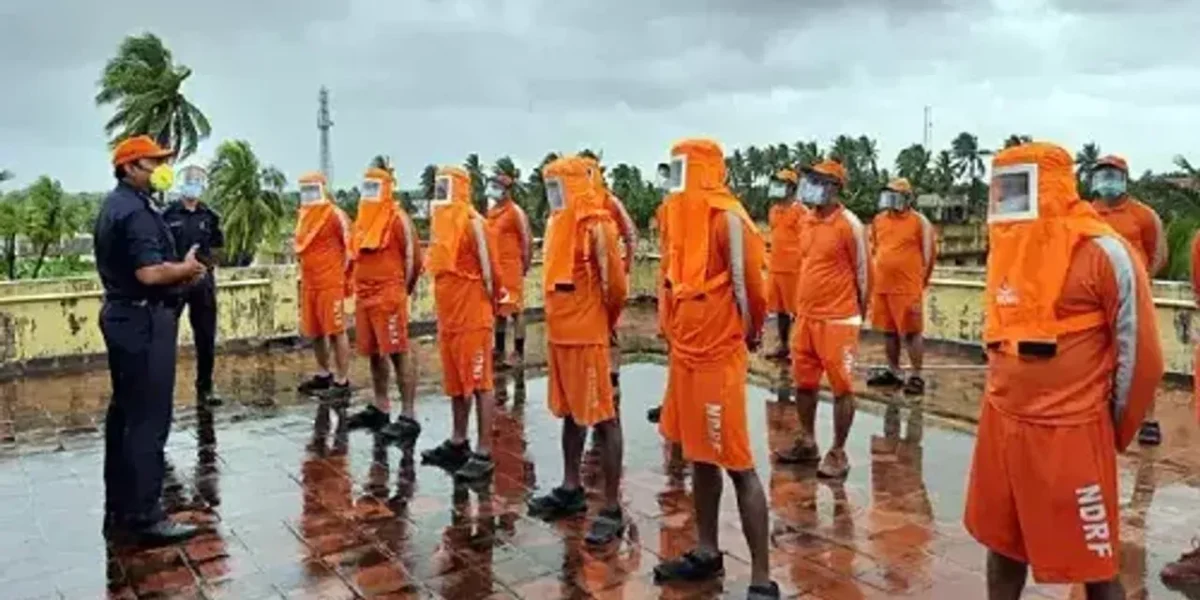 Teams of NDRF 06 Battalion in Vadodara re-deployed in various districts of Gujarat and Rajasthan