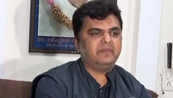 Savli MLA ketan Inamdar once again raise the issue of Baroda Dairy