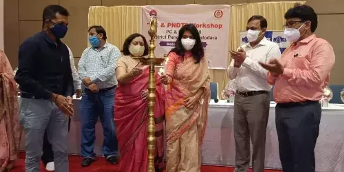 Doctors should implement the law prohibiting sex testing of foetuses from heart not out of fear – Shalini Agarwal