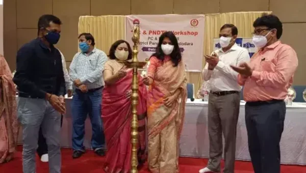 Doctors should implement the law prohibiting sex testing of foetuses from heart not out of fear – Shalini Agarwal