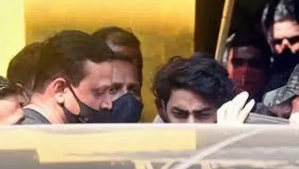 Aryan Khan walks out of Arthur Road jail