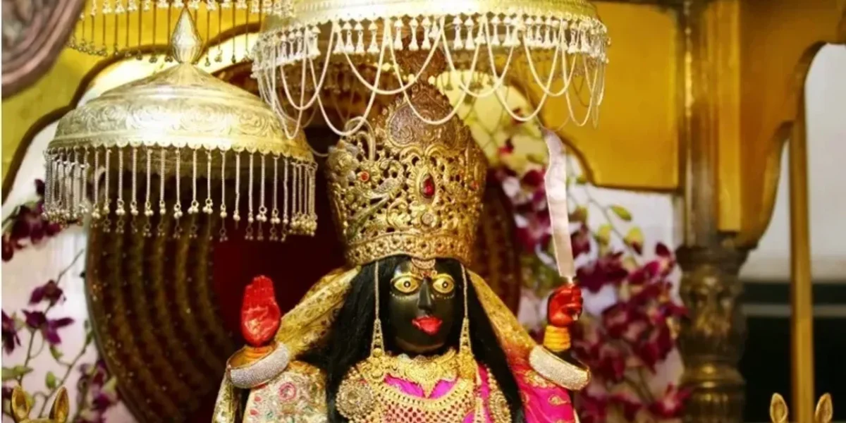 Mahisagar: Prajapati family of Virpur makes clay “garba”, installation is done in Navratri