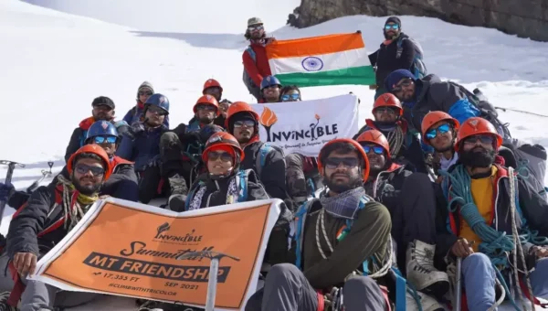 A team of 18 mountaineers, including a youth from Bharuch, climbed the 17,346-foot-high Himachal Mount Friendship Peak.