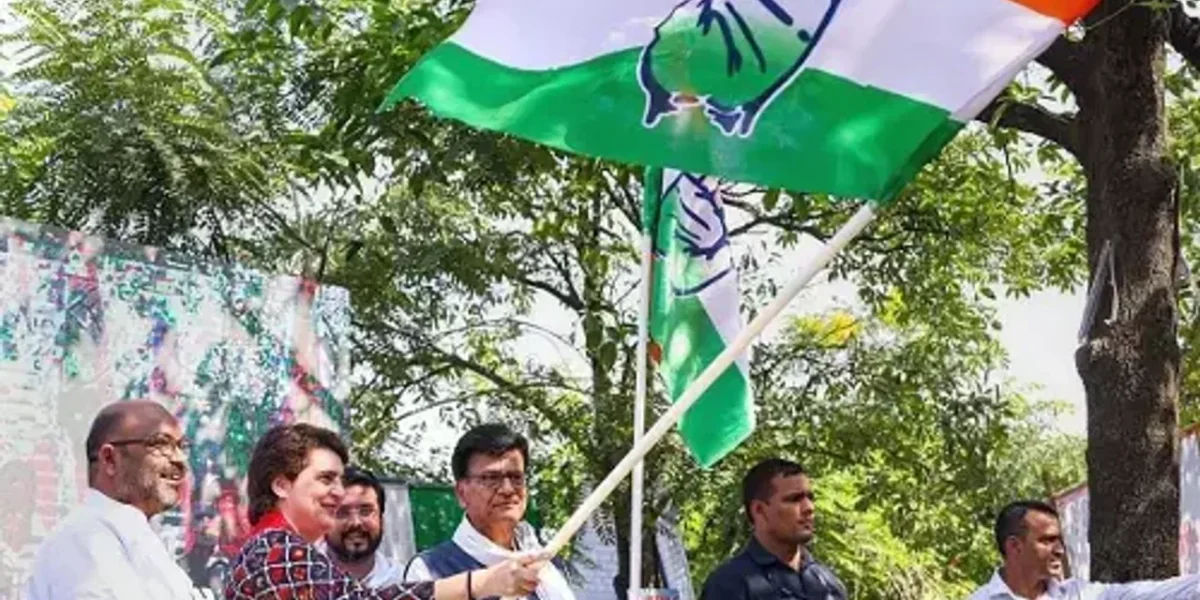 Priyanka promises free medical care up to Rs 10 lakh if Congress wins UP
