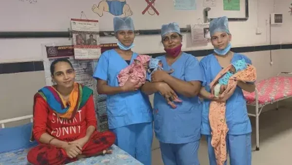 Vadodara Gotri: Three children born together and brought in serious condition get healed and discharged