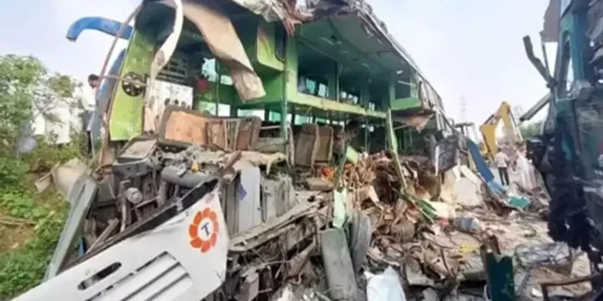 Uttar Pradesh: At least 9 dead, 27 injured in Barabanki after bus and truck collide
