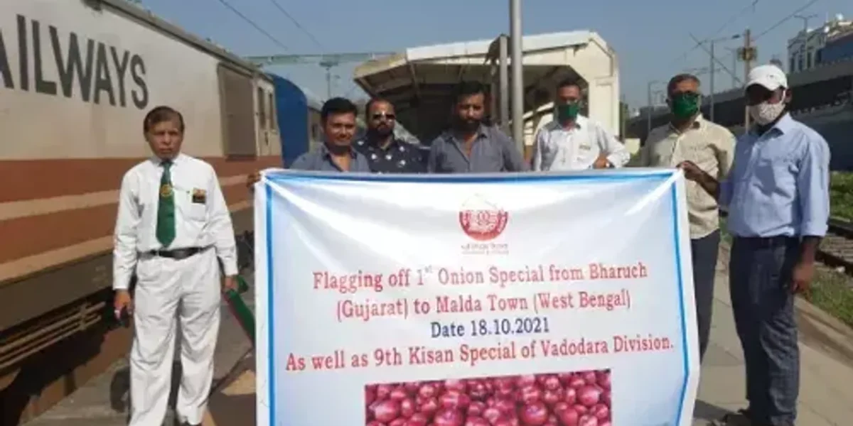 First time Onion loading by Kisan Rail on Vadodara Division