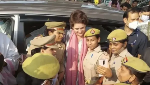 UP Police to take action against women constables who posed for selfies with Priyanka Gandhi Vadra