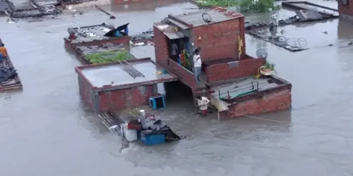 16 killed as rain lashes Uttarakhand, roads, houses got washed away