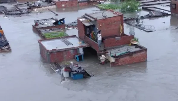 16 killed as rain lashes Uttarakhand, roads, houses got washed away