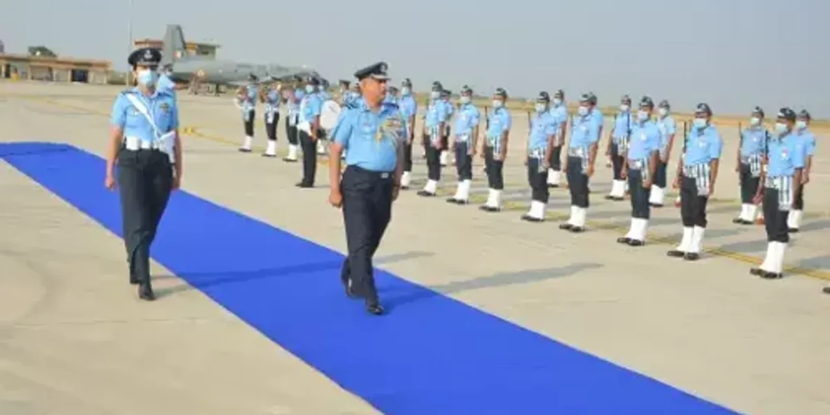 Air Marshal Vikram Singh, Air Officer Commanding-in-Chief, South Western Air Command visited Air Force Station Naliya