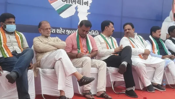 Gujarat Congress in charge Raghu Sharma called party workers in Vadodara to regroup and strengthen the party from booth level