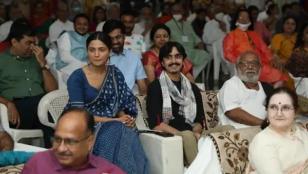 Elements App-Gujarati e-launch in the presence of Sri Sri Ravi Shankar and CM Bhupendra Patel